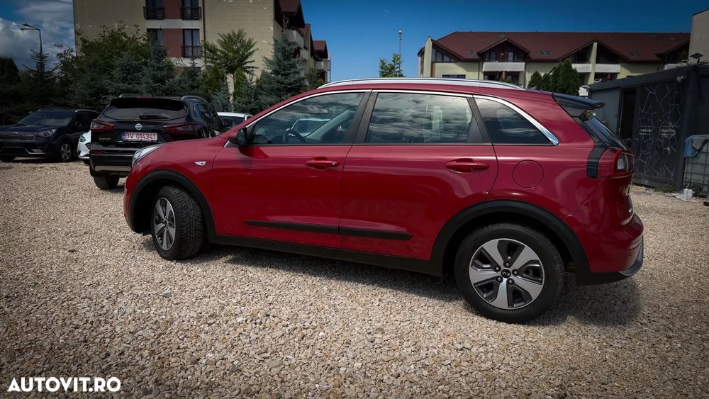 Kia Niro 1.6 GDI HEV 2WD OPF Aut. Edition 7 - 6