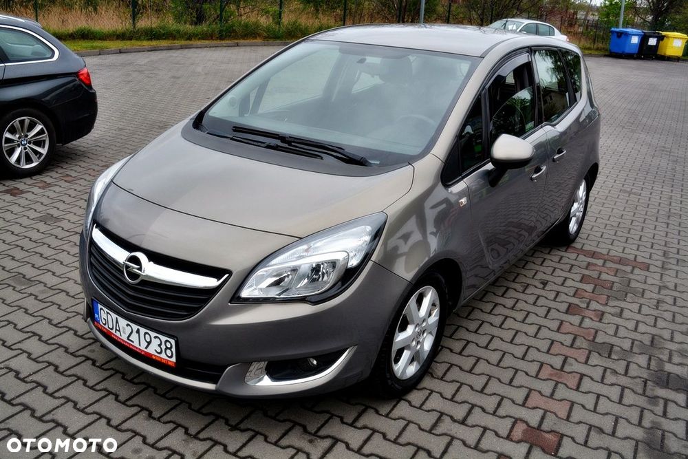 Opel Meriva 1.4 T Essentia S&S - 2