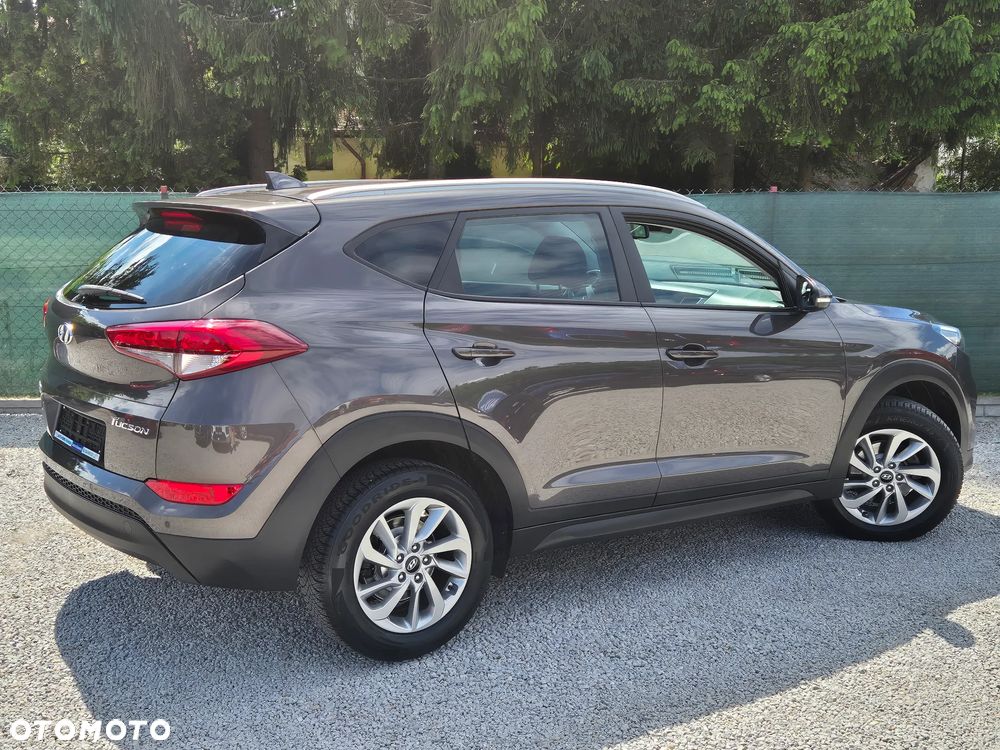 Hyundai Tucson blue 1.7 CRDi 2WD Style - 12