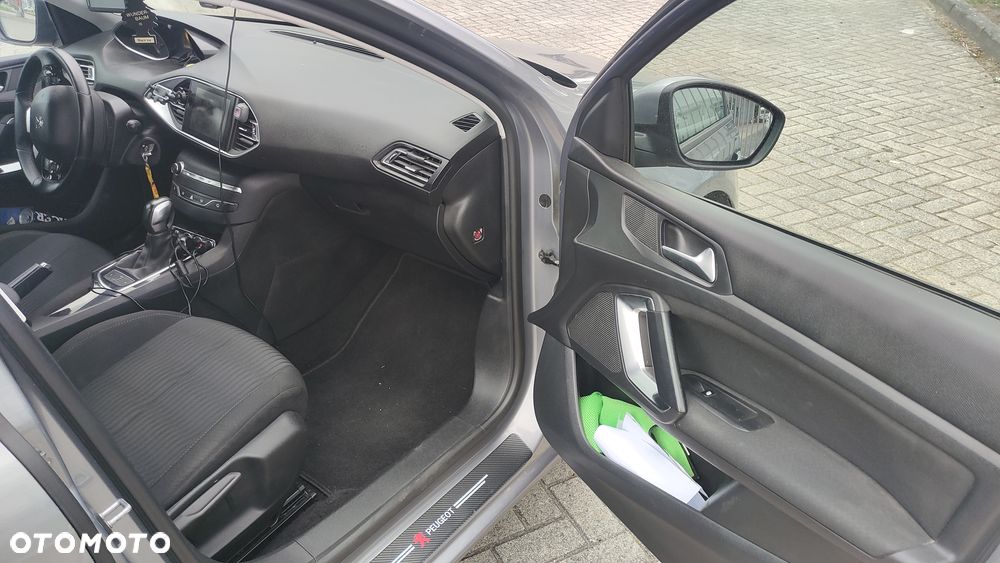 Peugeot 308 BlueHDi FAP 120 EAT6 Stop & Start Active - 7