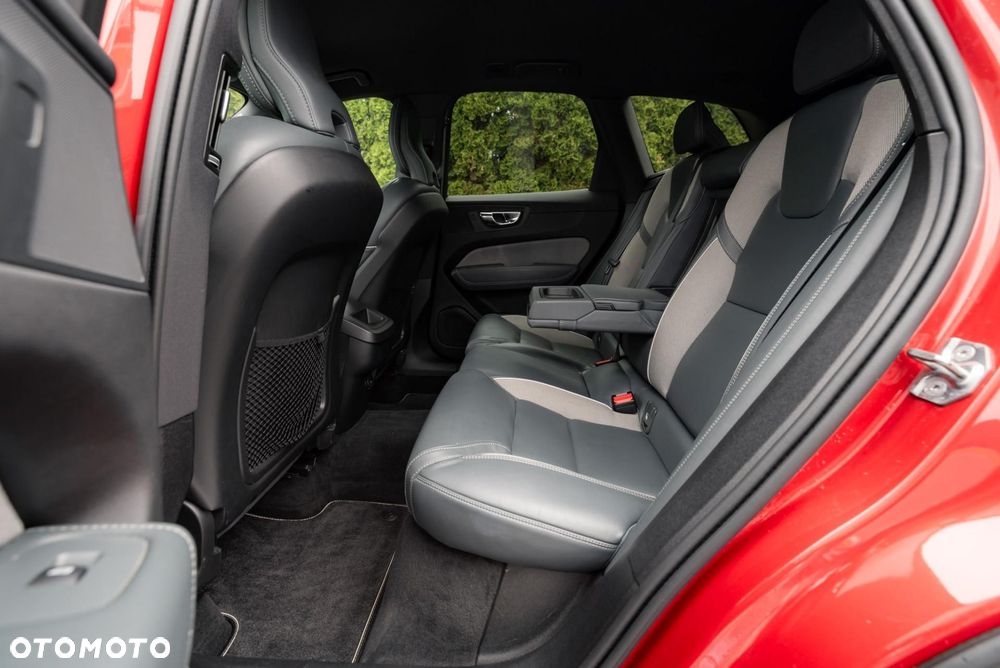 Volvo XC 60 B5 B AWD R-Design - 15