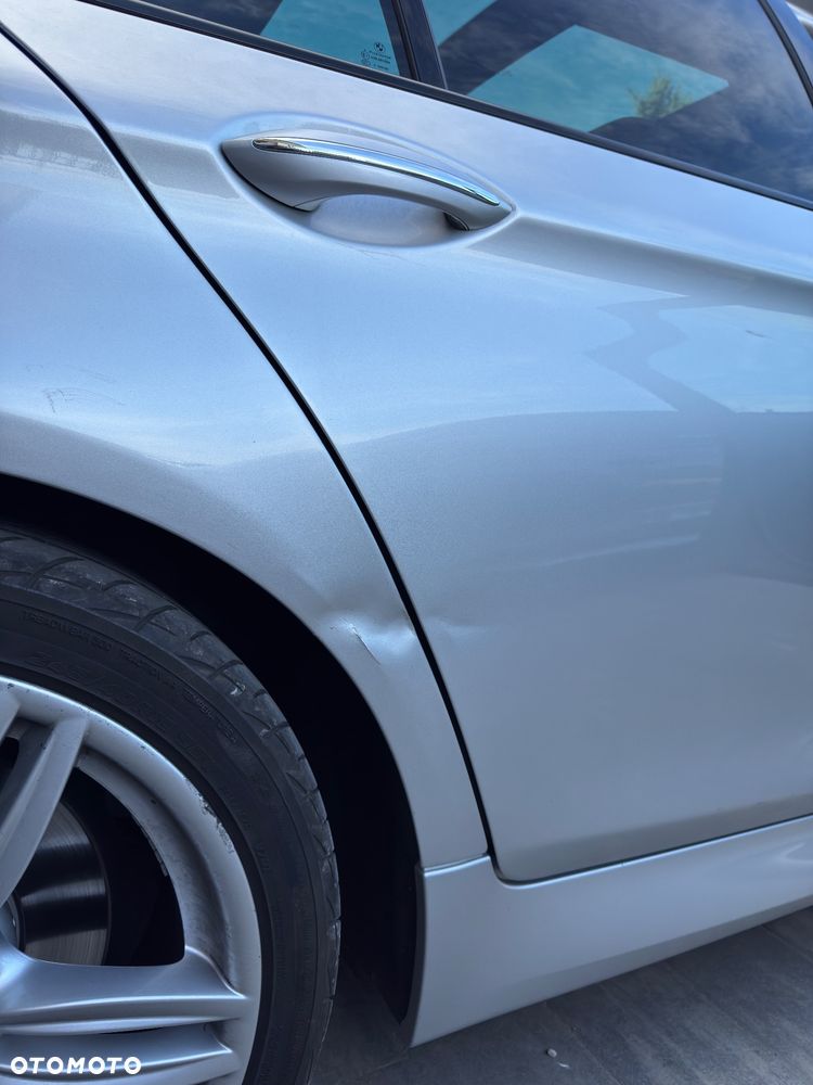 BMW Seria 5 530d xDrive - 26