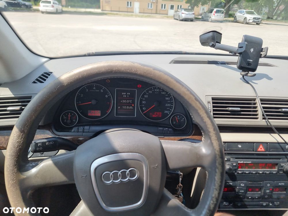 Audi A4 Limousine - 18