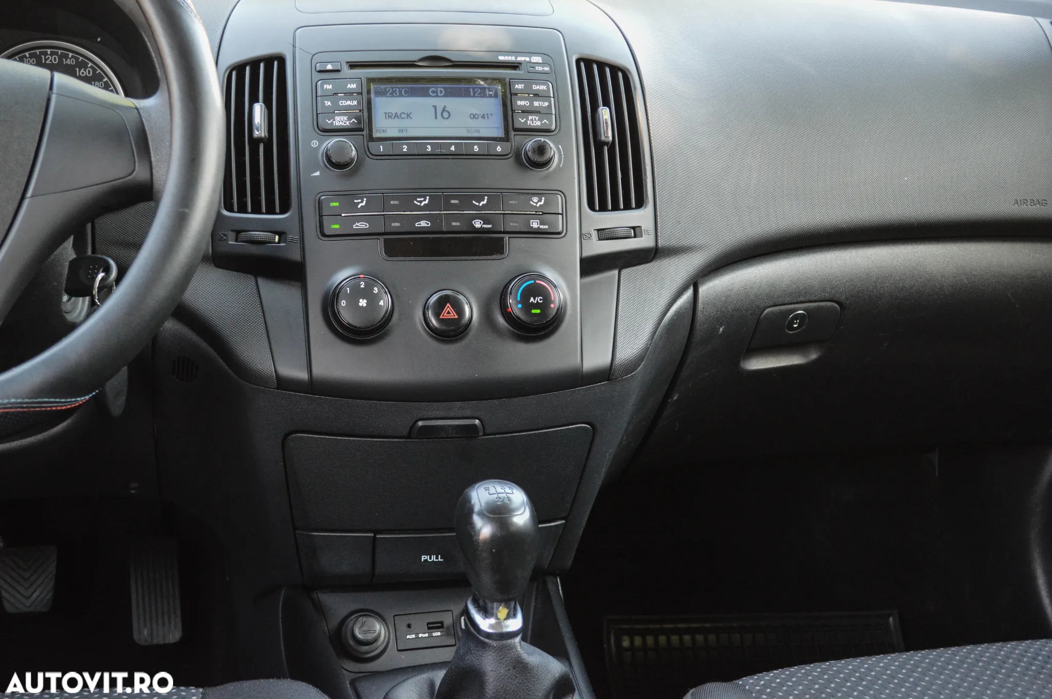 Hyundai i30 1.4 Comfort - 27
