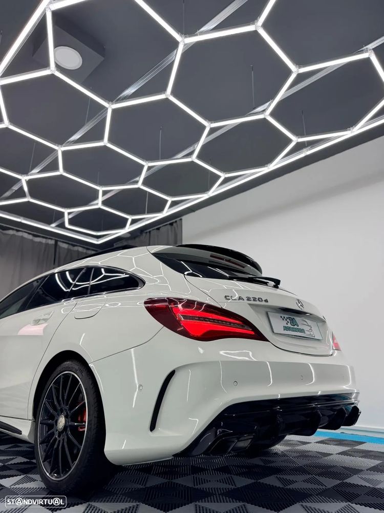 Mercedes-Benz CLA 220 Shooting Brake (CDI) d 4Matic 7G-DCT AMG Line - 8