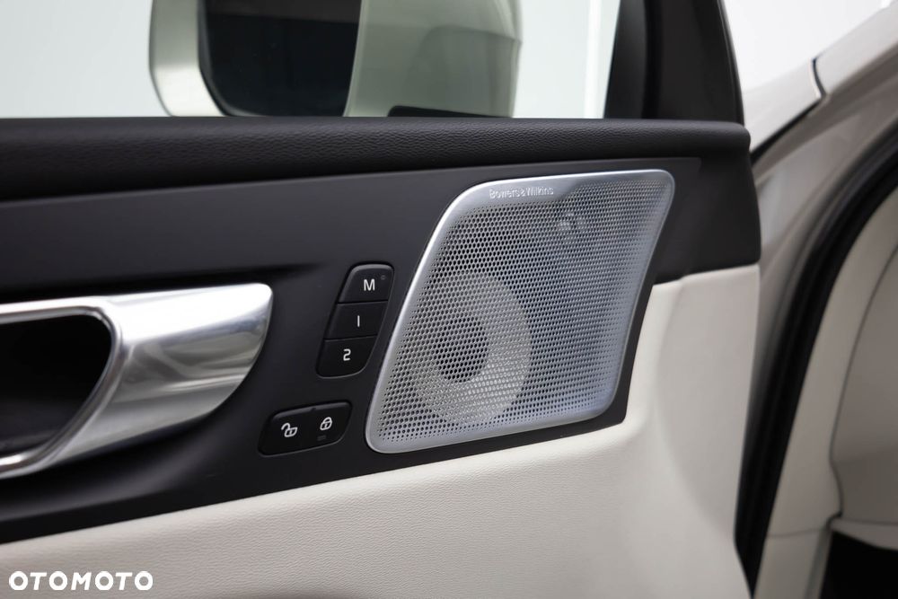 Volvo XC 60 B4 D AWD Geartronic Inscription - 14