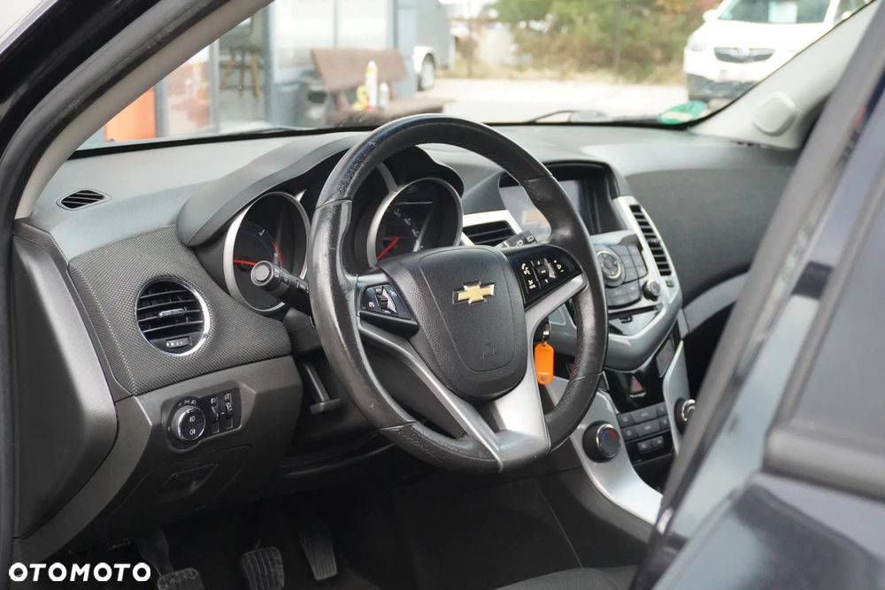 Chevrolet Cruze 1.7 D LT+ Premium - 21