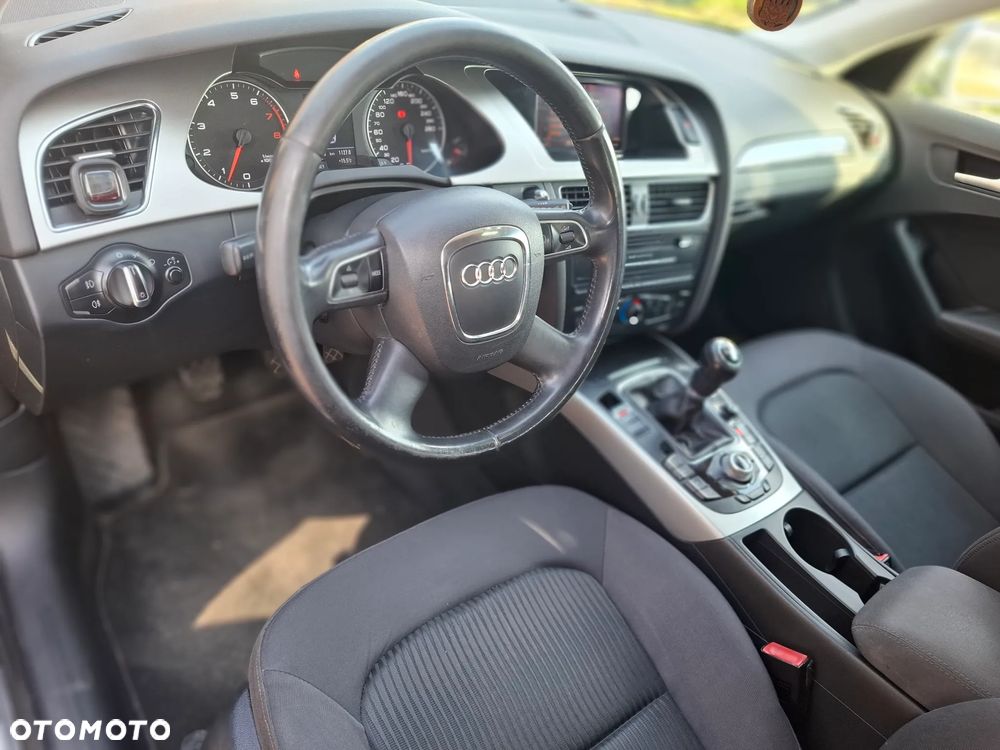 Audi A4 Avant - 7