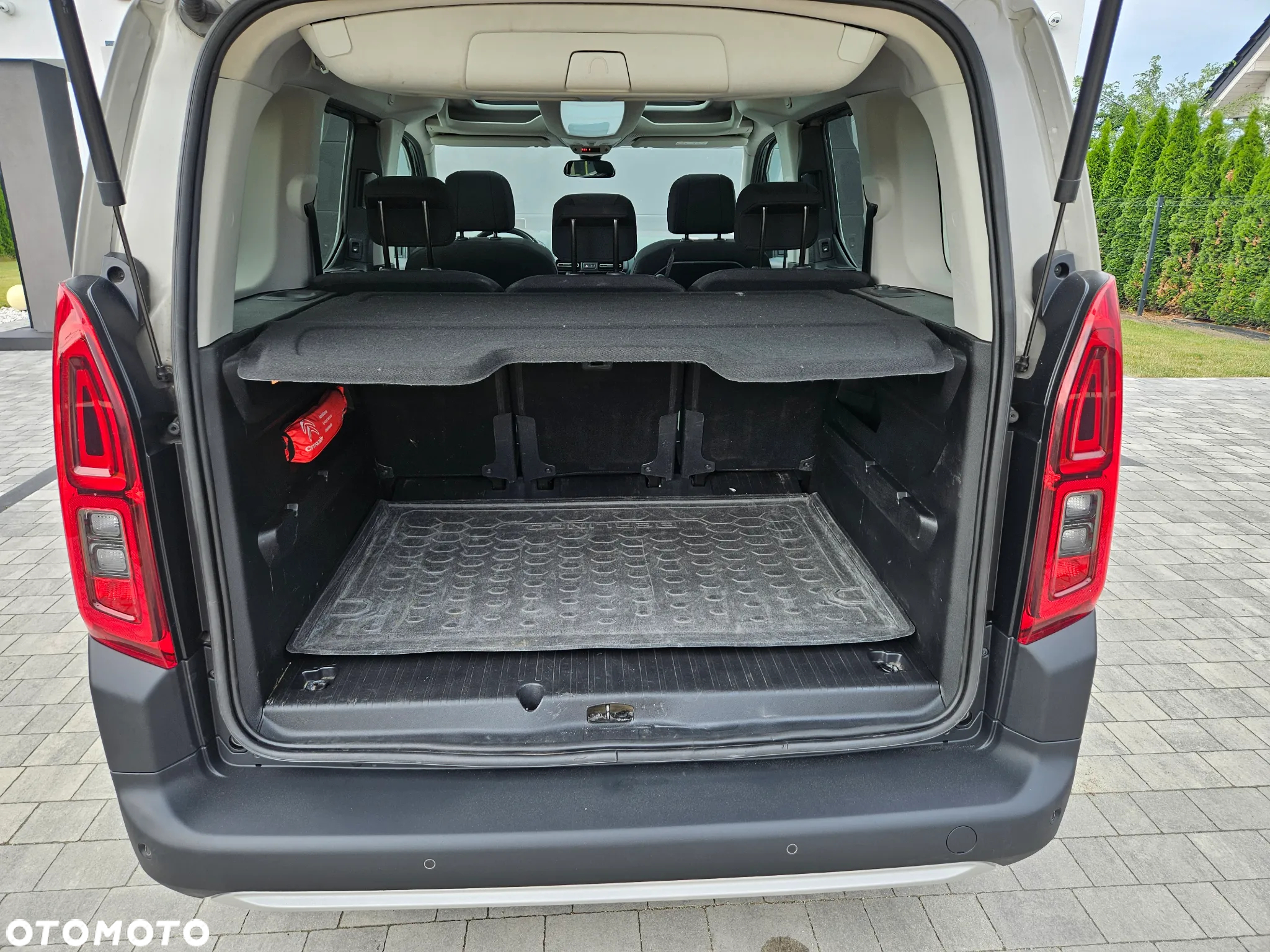 Citroën Berlingo M 1.2 PureTech Shine S&S - 32