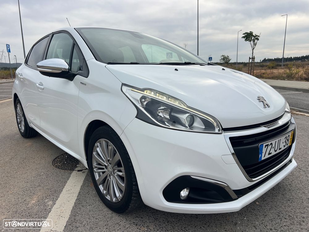Peugeot 208 1.2 PureTech Style - 17
