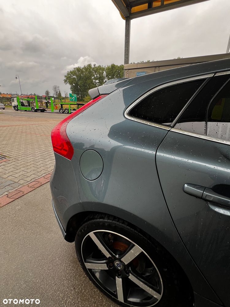 Volvo V40 D2 Summum - 19