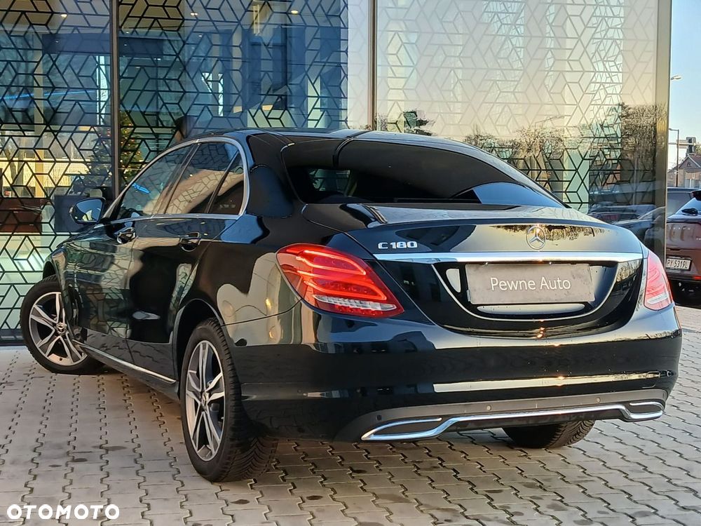Mercedes-Benz Klasa C 180 9G-TRONIC - 11