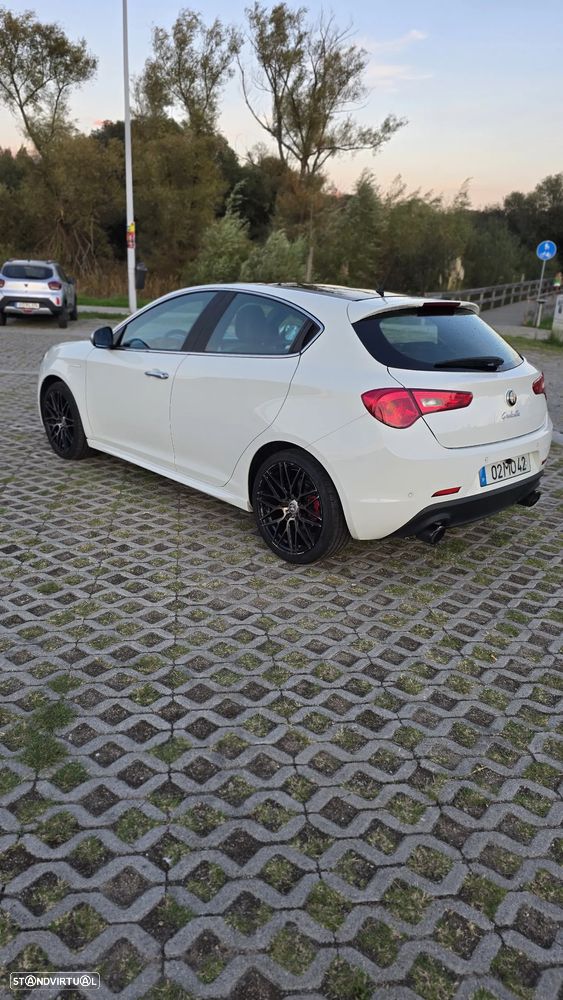 Alfa Romeo Giulietta - 6