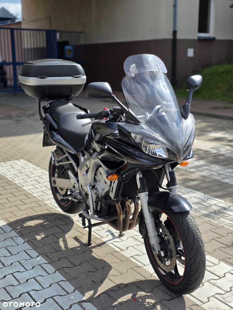 Yamaha FZ6 - 8