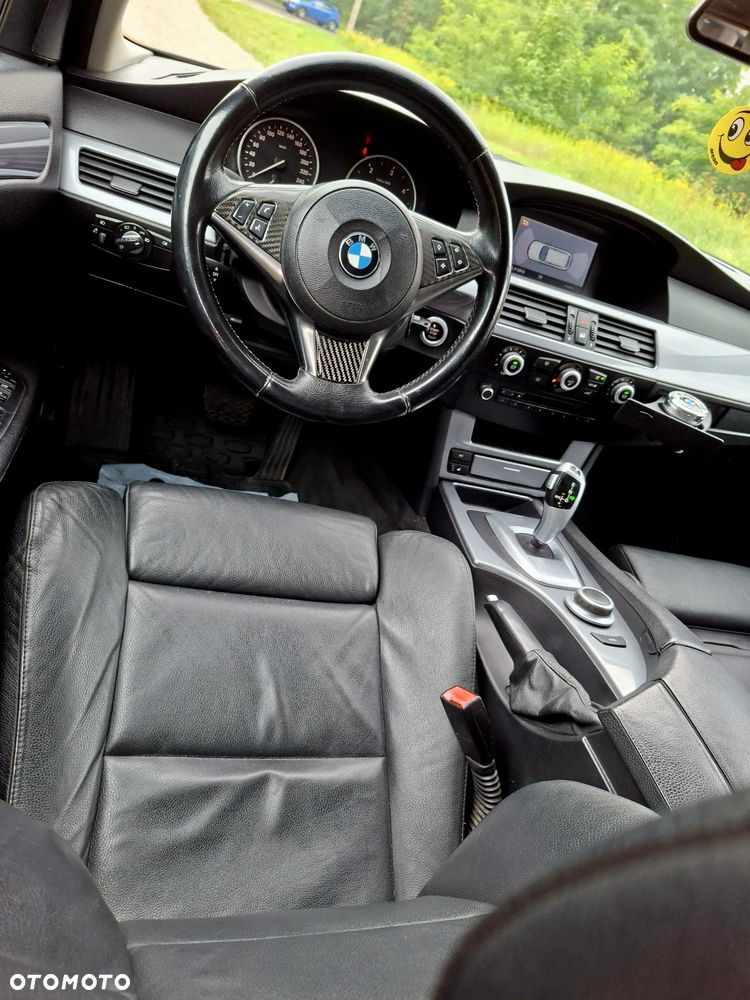 BMW Seria 5 520d Edition Sport - 18