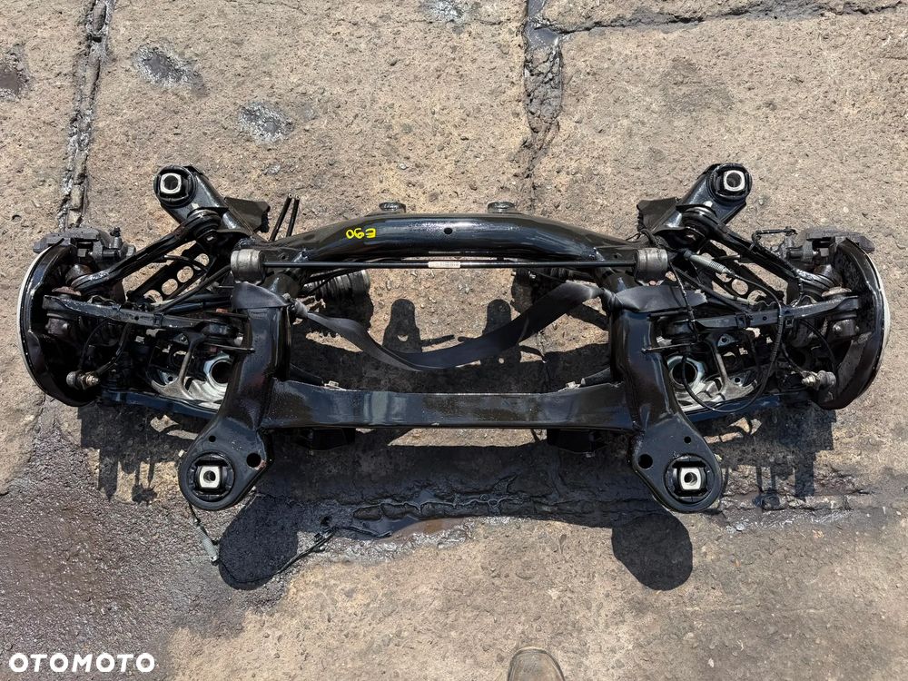 Zawieszenie tylne BMW E90 E91 E92 E93 E87 sanki tył ORYGINAŁ! Italia - 1