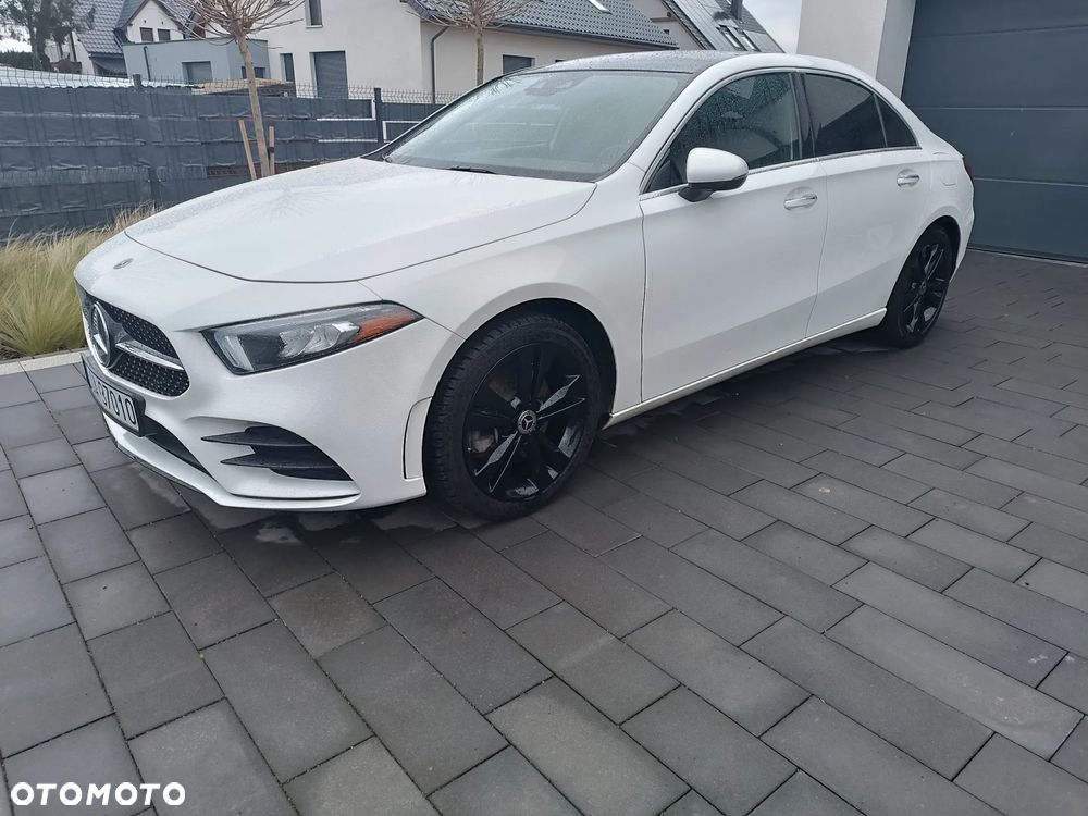 Mercedes-Benz Klasa A 220 4-Matic Progressive 7G-DCT - 9