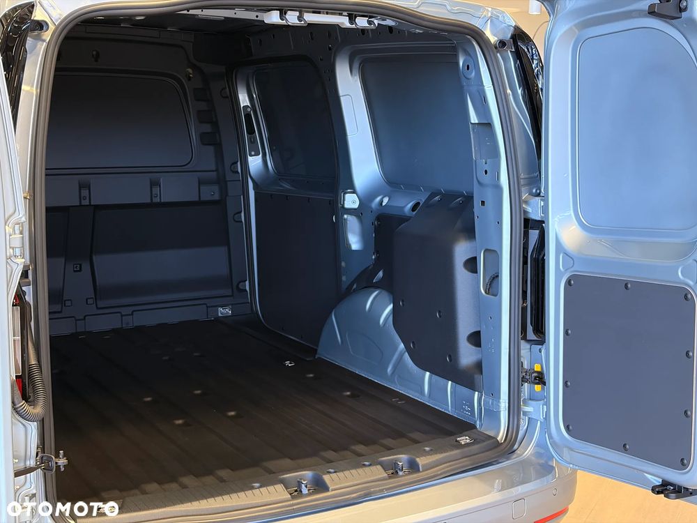 Ford Transit Connect - 19