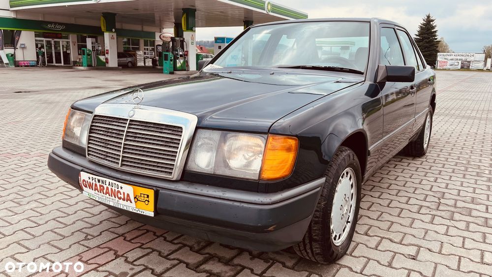 Mercedes-Benz W124 (1984-1993) - 27