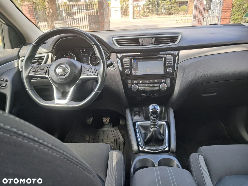 Nissan Qashqai 1.2 DIG-T N-Vision EU6 - 12