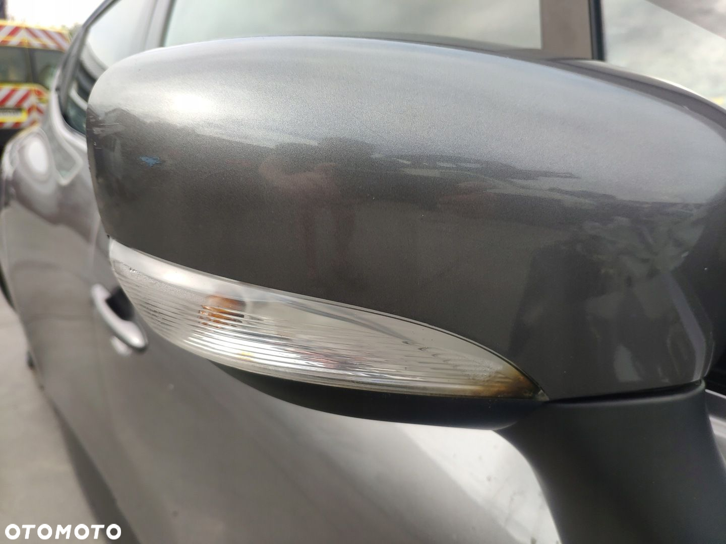 RENAULT CLIO 4 IV TEKNG LUSTERKO PRAWE 11 PIN EU - 11