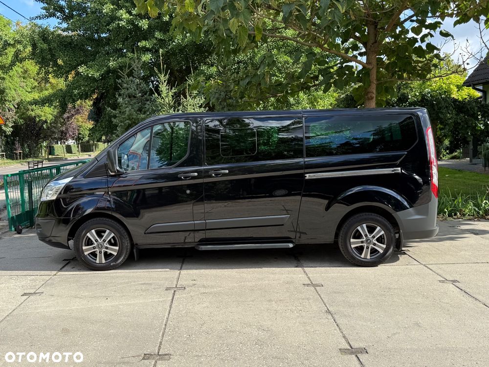 Ford Tourneo Custom - 8