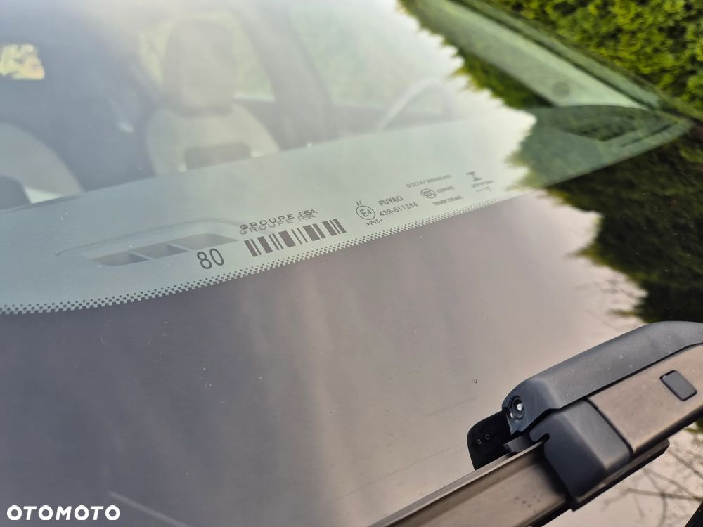 Opel Astra V 1.2 T Elegance S&S - 23