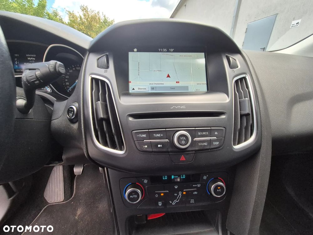 Ford Focus - 12