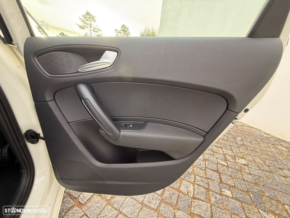 Audi A1 Sportback 1.6 TDI Advance - 21