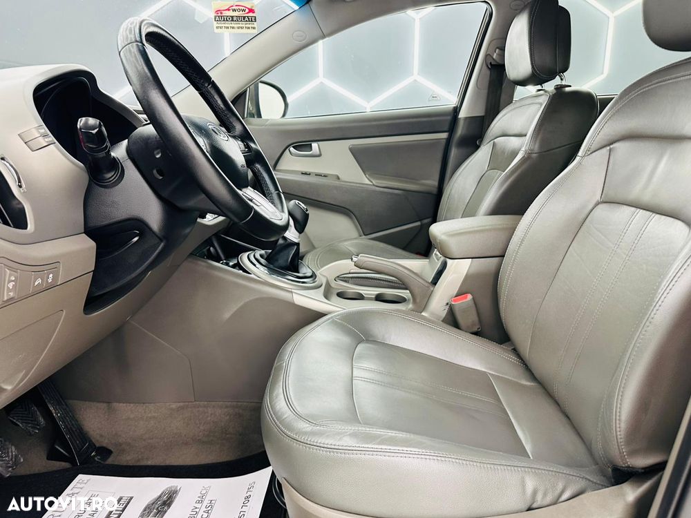 Kia Sportage 2.0 CRDI 2WD Spirit - 14