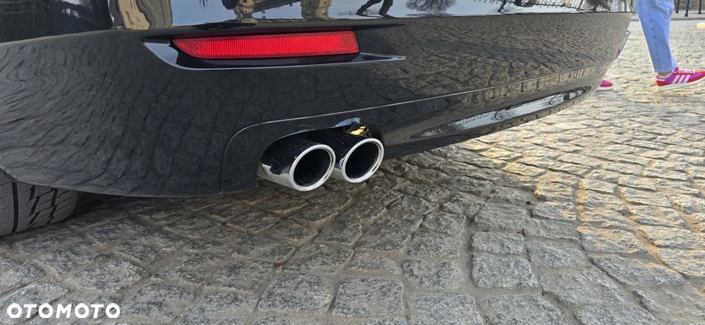 BMW Seria 5 525d - 15