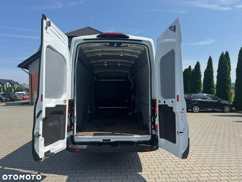 Ford Transit - 9