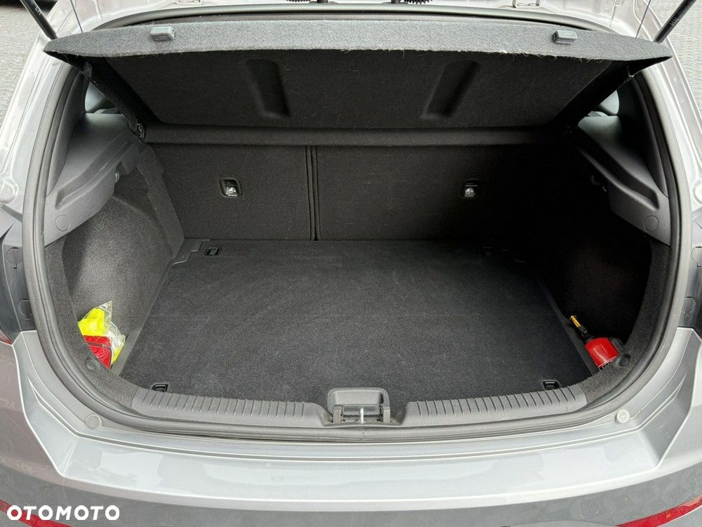 Hyundai i30 1.5 DPI Modern - 15