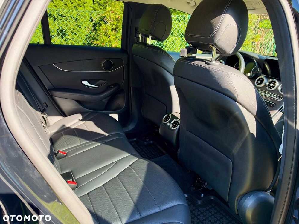 Mercedes-Benz GLC - 3