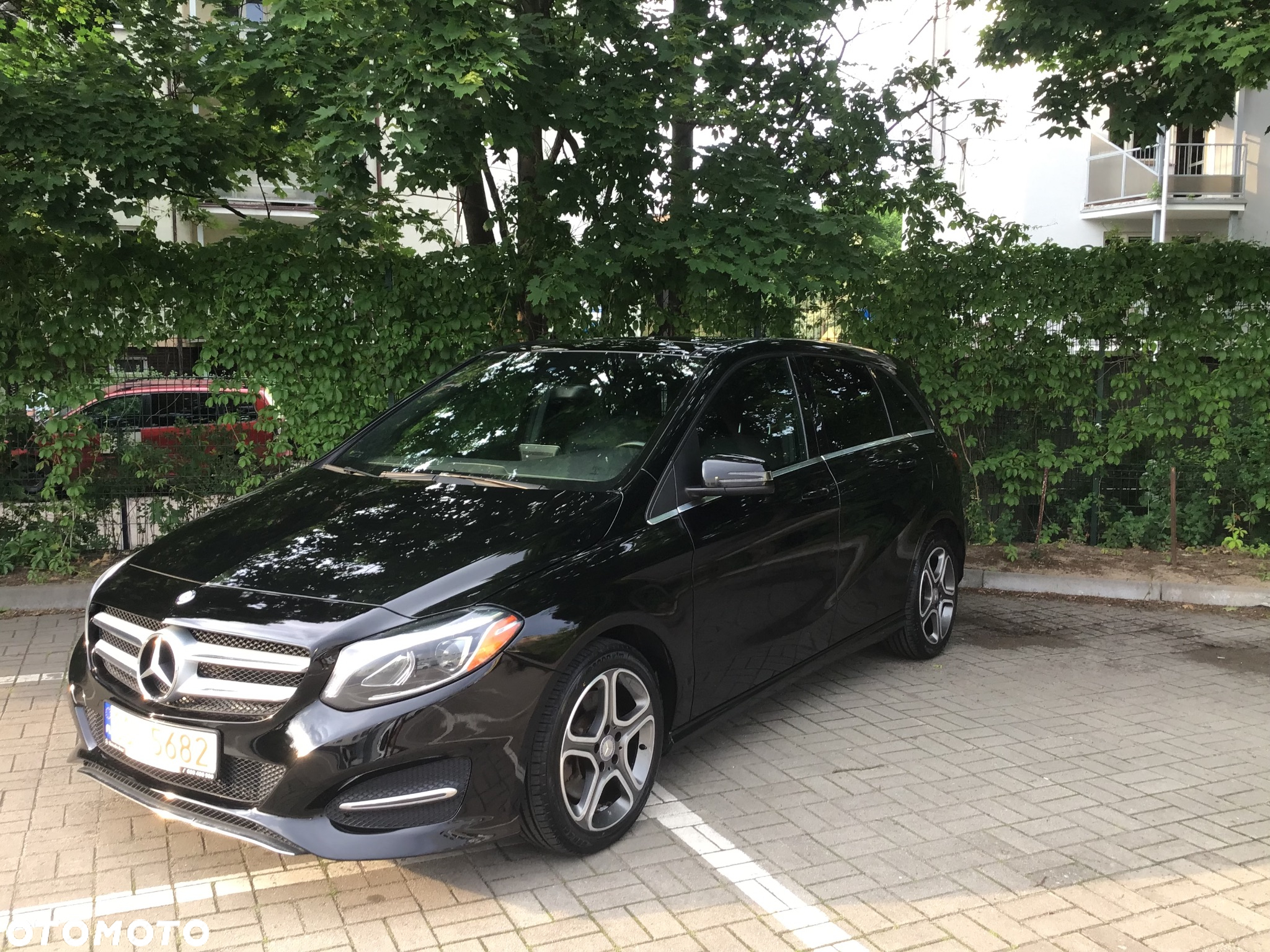 Mercedes-Benz Klasa B 250 4Matic 7G-DCT Edition - 4