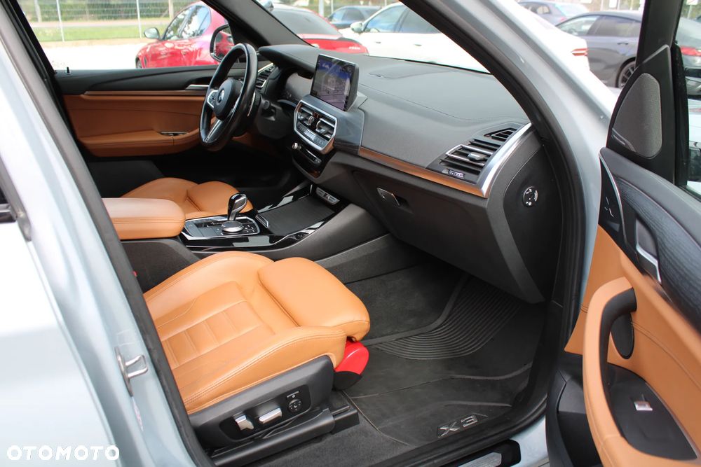 BMW X3 M M40d - 25