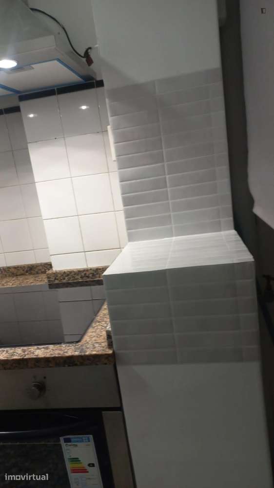 Quarto - localizado em Santo Ildefonso Porto - Grande imagem: 5/16