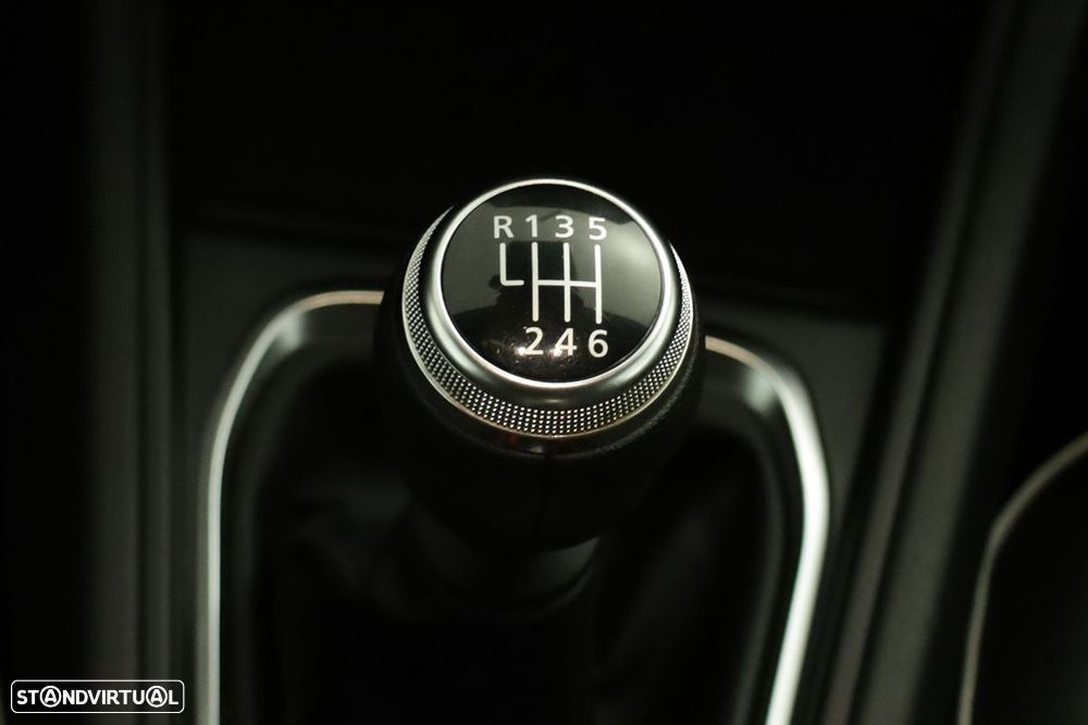 Renault Captur 1.0 TCe Techno Bi-Fuel - 14