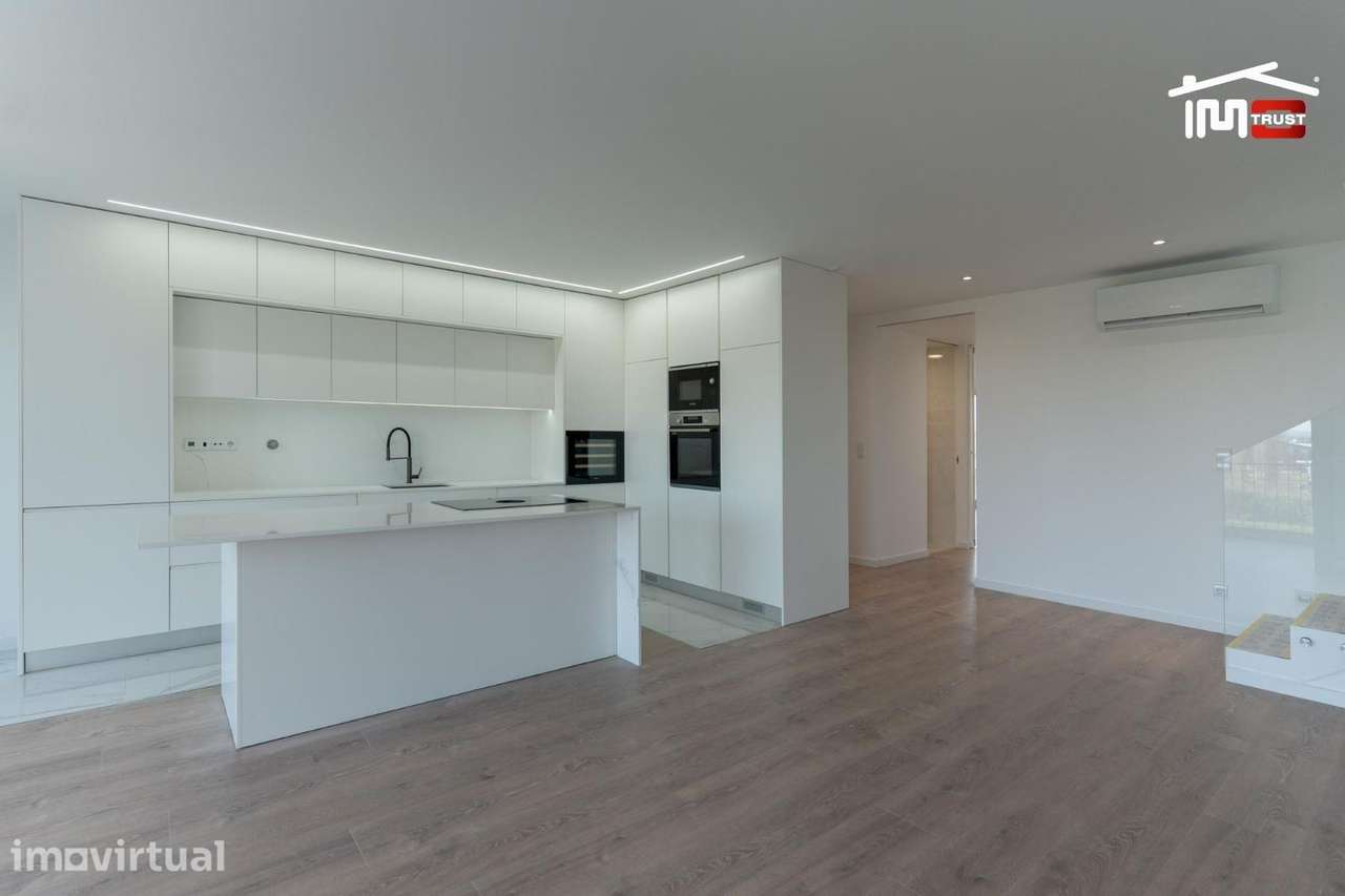 Apartamento T3 Montijo - Parqueamento, Varanda e Arrecadação - Grande imagem: 4/30