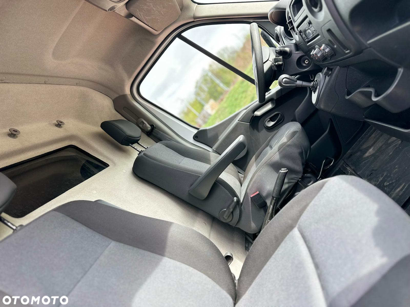 Renault Master - 23