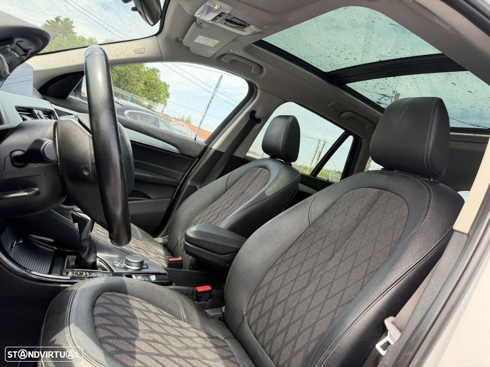BMW X1 18 d sDrive Auto Line Sport - 8