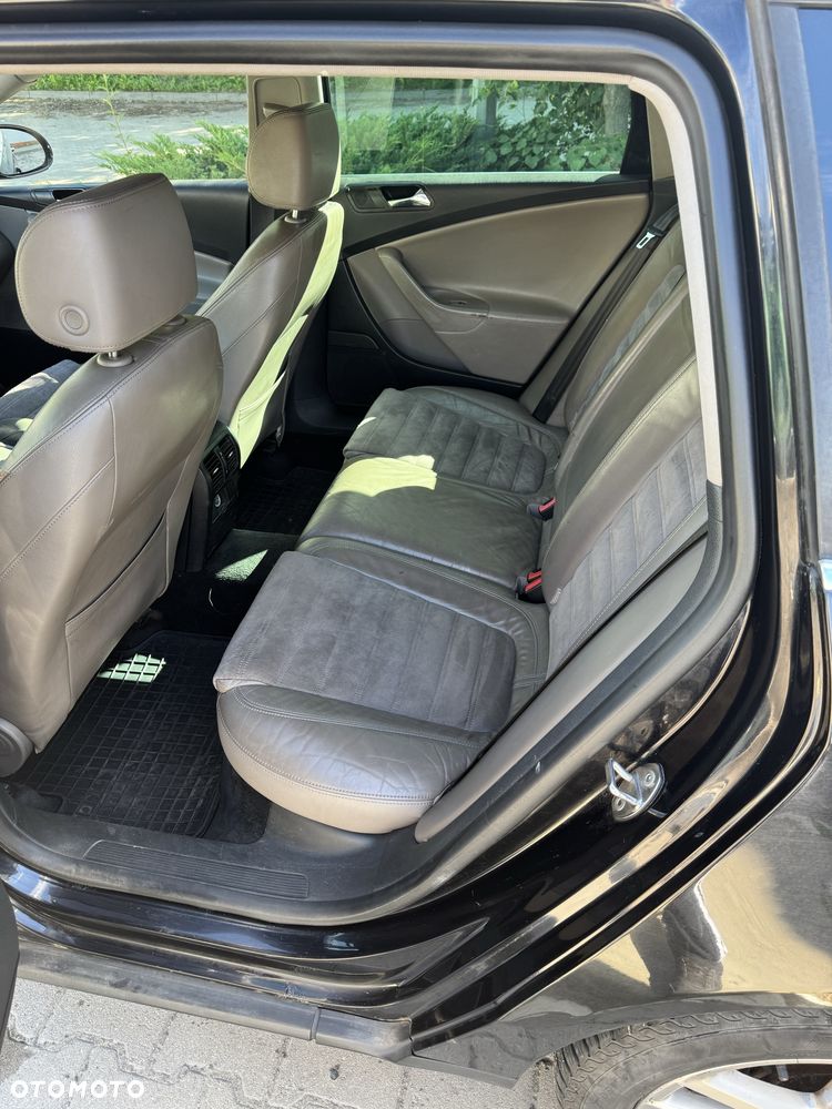 Volkswagen Passat - 8
