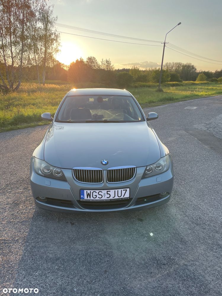 BMW Seria 3 325xi - 2
