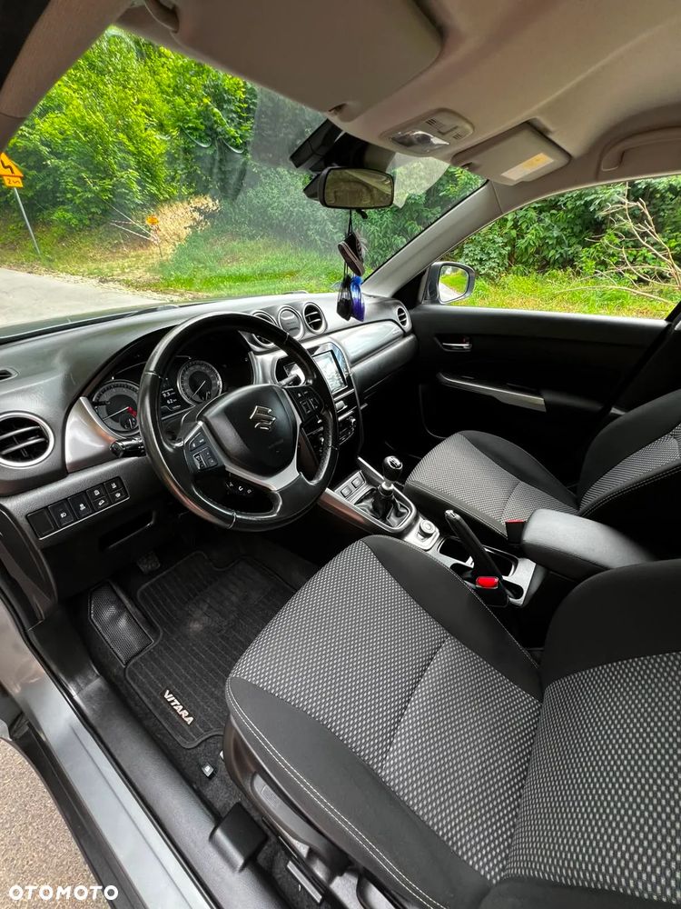 Suzuki Vitara 1.4 Boosterjet SHVS Premium 4WD - 9