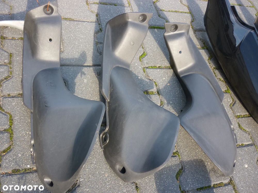 Wypełnienie osłona czaszy Honda CBR 600 F4i 2001-2006 - 1