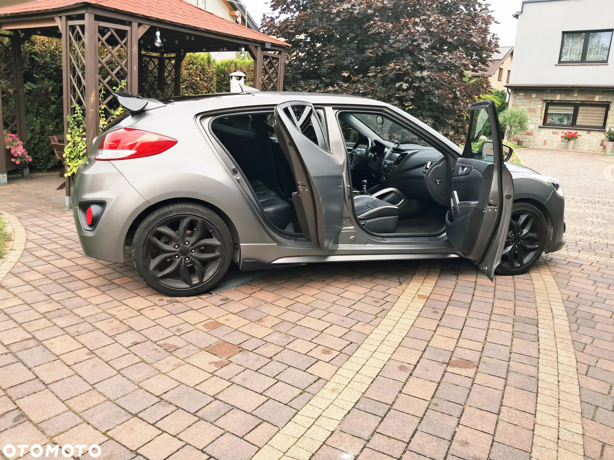 Hyundai Veloster 1.6 T-GDI Executive - 4