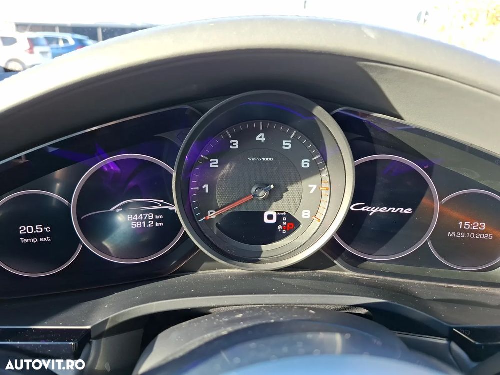 Porsche Cayenne Coupe - 11