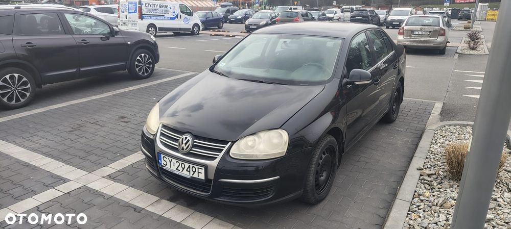 Volkswagen Jetta 1.9 TDI Trendline - 1