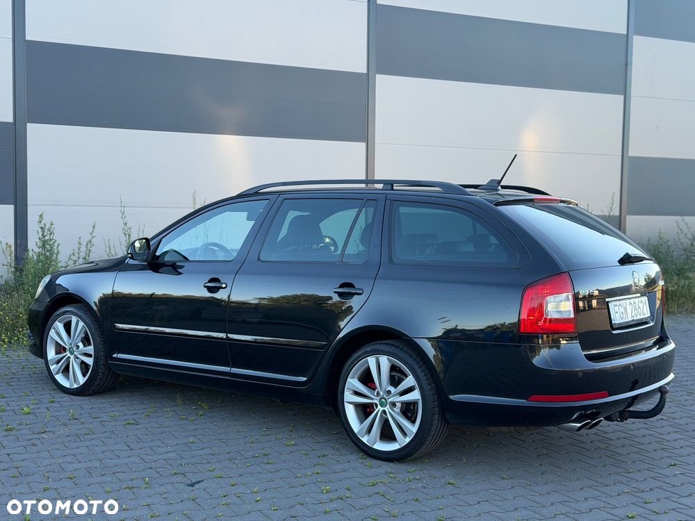 Skoda Octavia 2.0 TDI RS DSG - 13