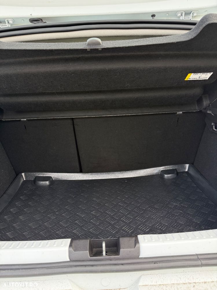 Dacia Sandero Stepway TCe 90 MT6 Expression - 16